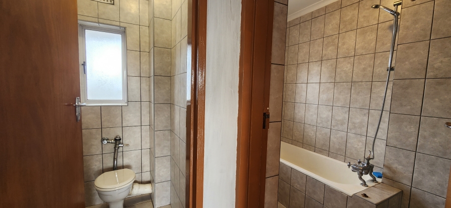 To Let 2 Bedroom Property for Rent in Claremont Western Cape